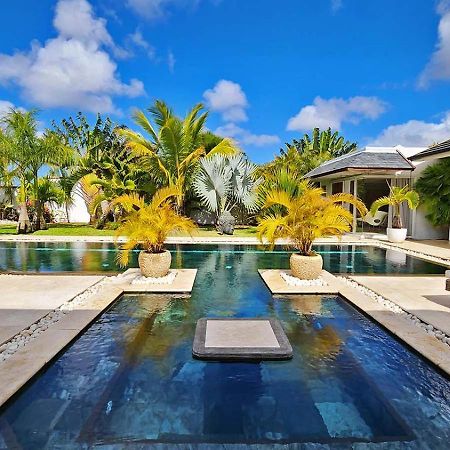 Clos Du Littoral By Fine & Country Grand Baie Exterior photo