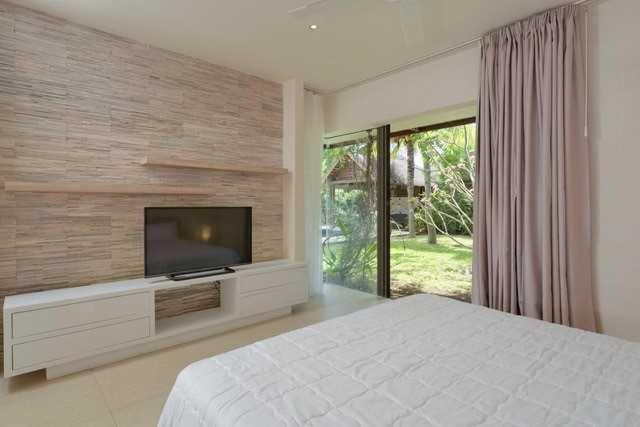 Clos Du Littoral By Fine & Country Grand Baie Exterior photo