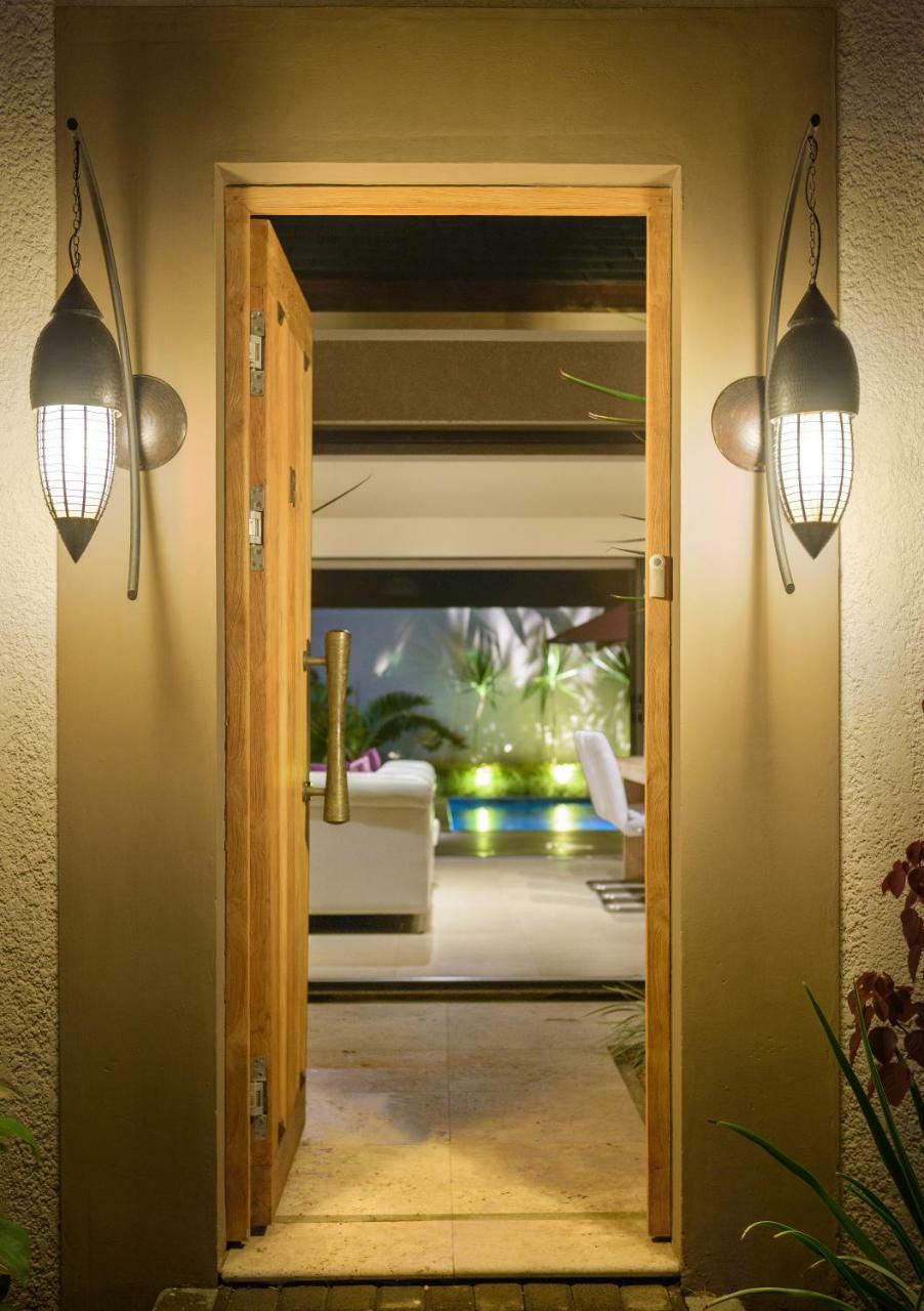 Clos Du Littoral By Fine & Country Grand Baie Exterior photo