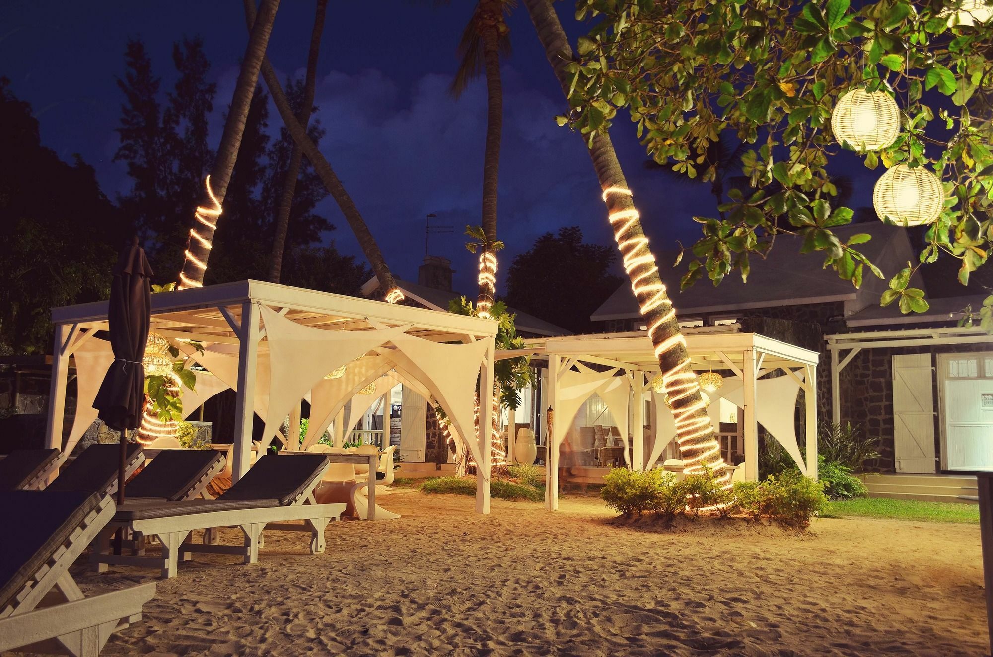 Clos Du Littoral By Fine & Country Grand Baie Exterior photo